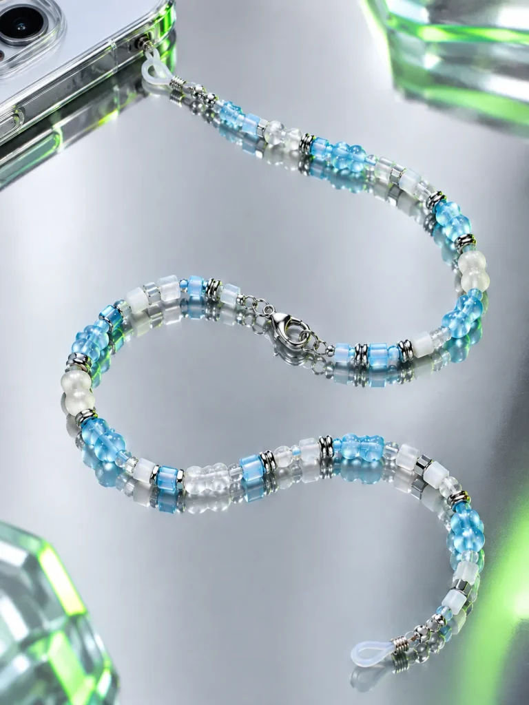 Ice Byte Glasses Chain close up