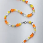 Tangerine Glitch Brillenkette, flach ausgelegt